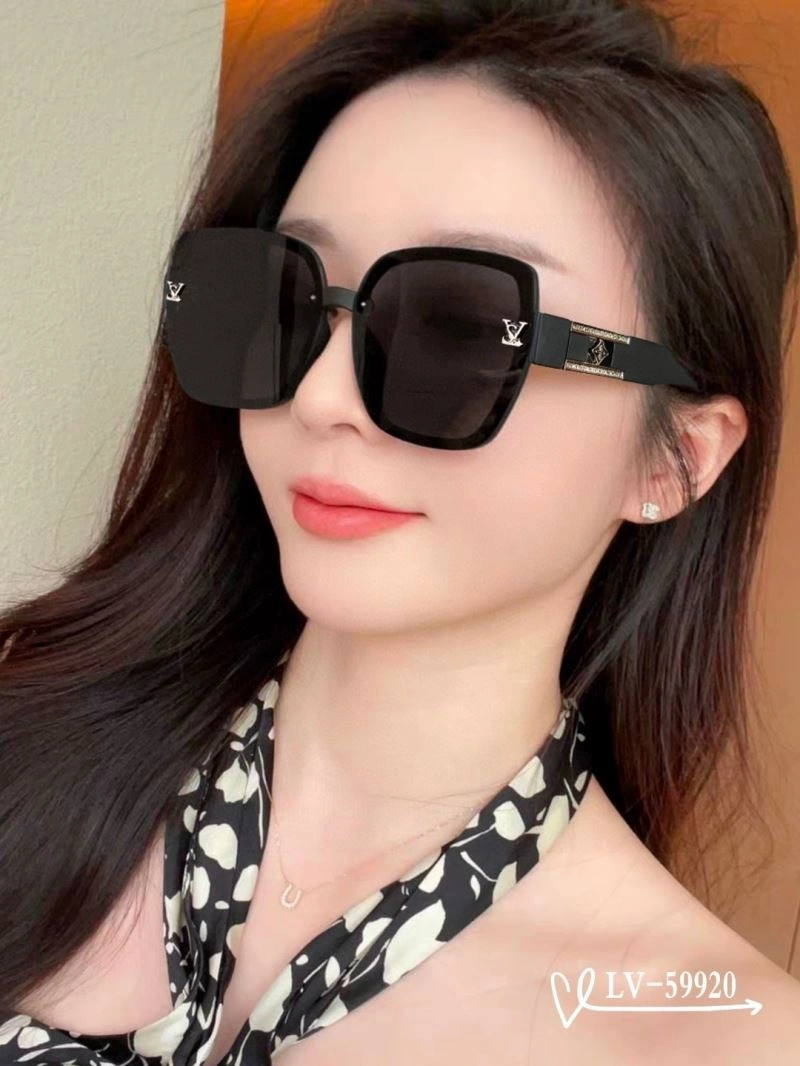 Louis Vuitton Sunglasses Trendy 280426