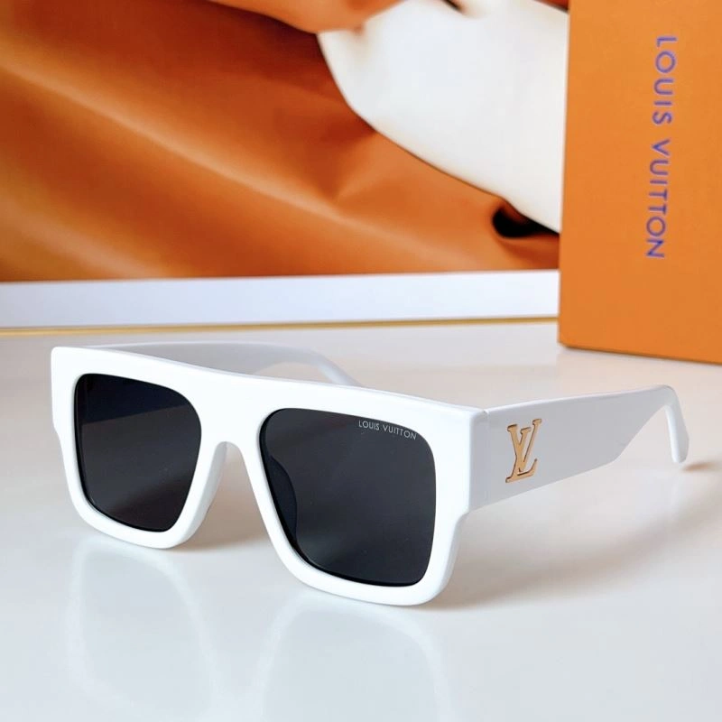 Louis Vuitton Sunglasses Durable 280438