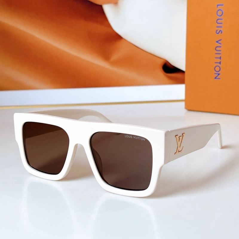 Louis Vuitton Sunglasses Durable 280438
