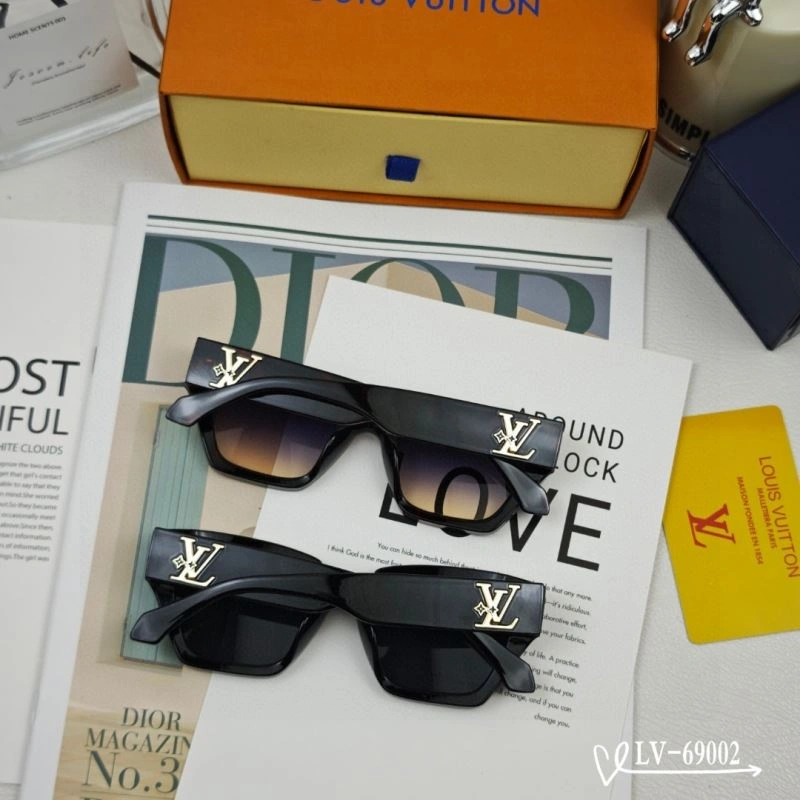 Louis Vuitton Sunglasses Chic 280423