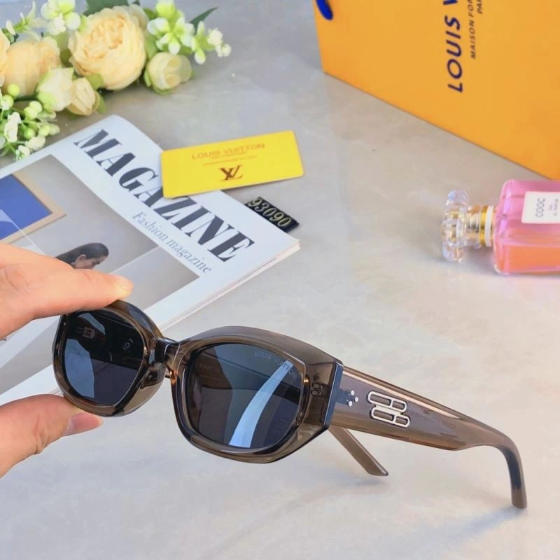 UrbanChic Louis Vuitton Sunglasses 280419