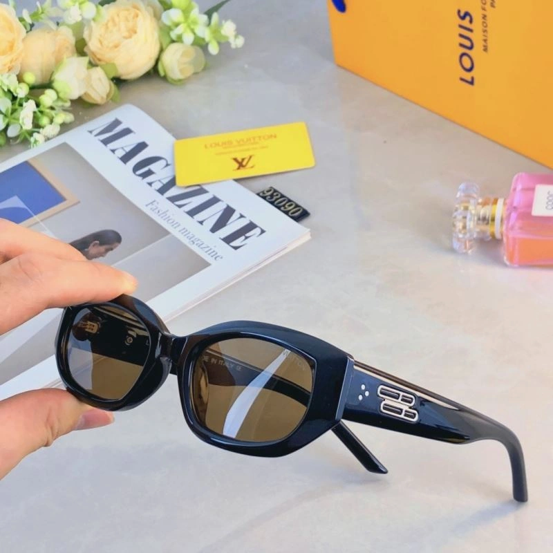 UrbanChic Louis Vuitton Sunglasses 280419