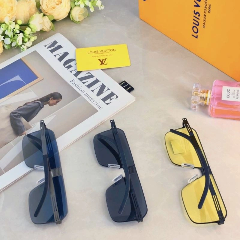 SmartChoice Louis Vuitton Sunglasses 280416