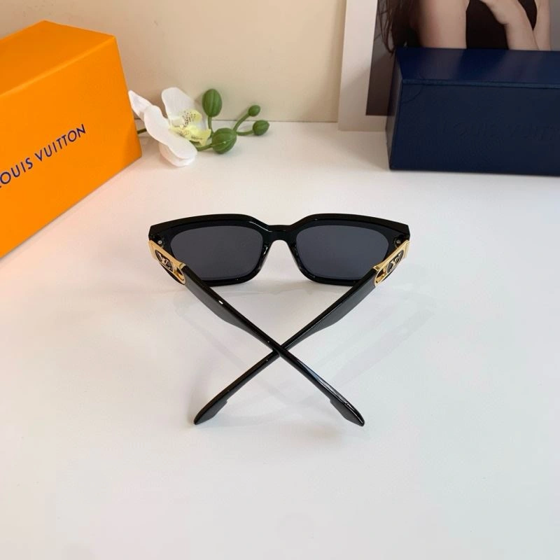 Louis Vuitton Sunglasses FreshLook 280414