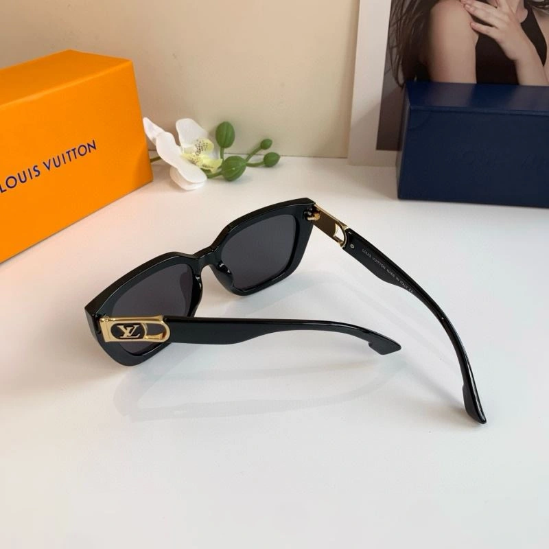 Louis Vuitton Sunglasses FreshLook 280414