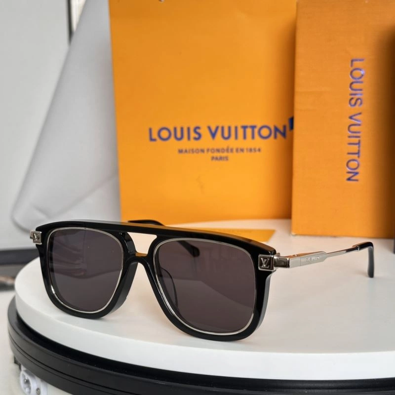 Minimalist Louis Vuitton Sunglasses 280404