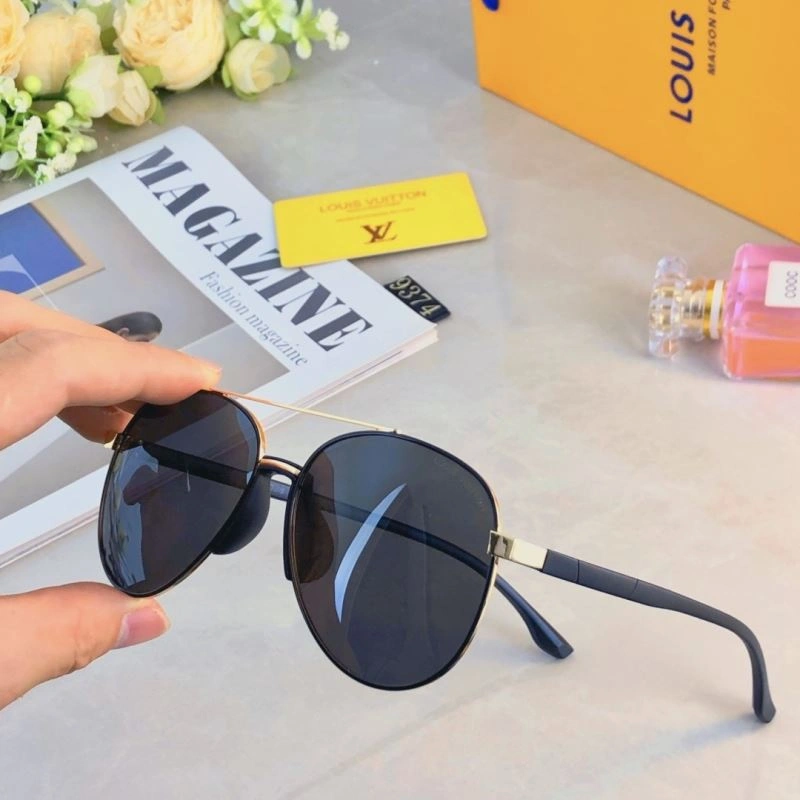 Louis Vuitton Sunglasses Stretchable 280403