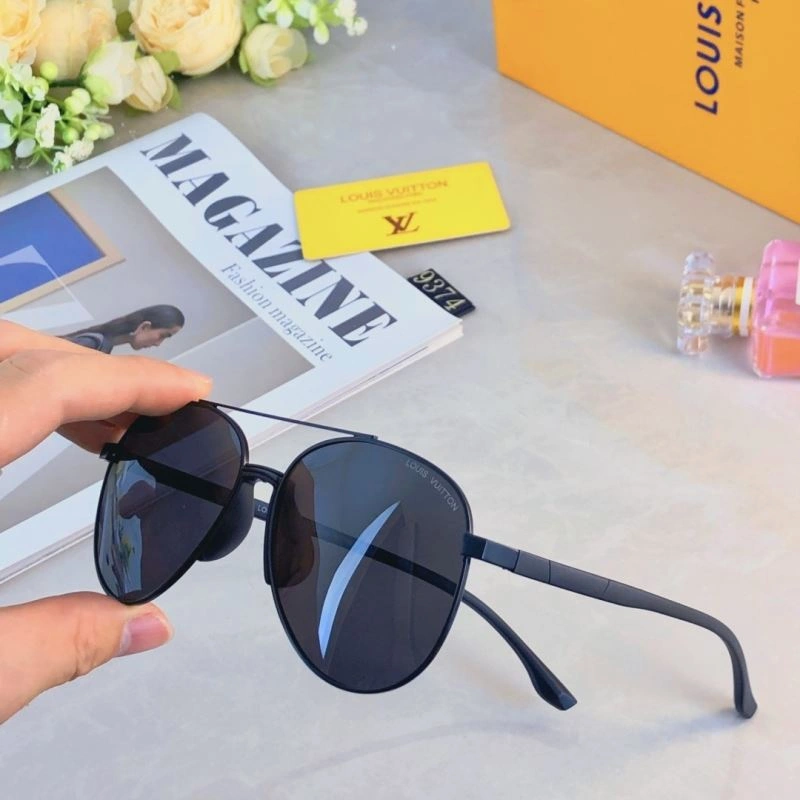 Louis Vuitton Sunglasses Stretchable 280403