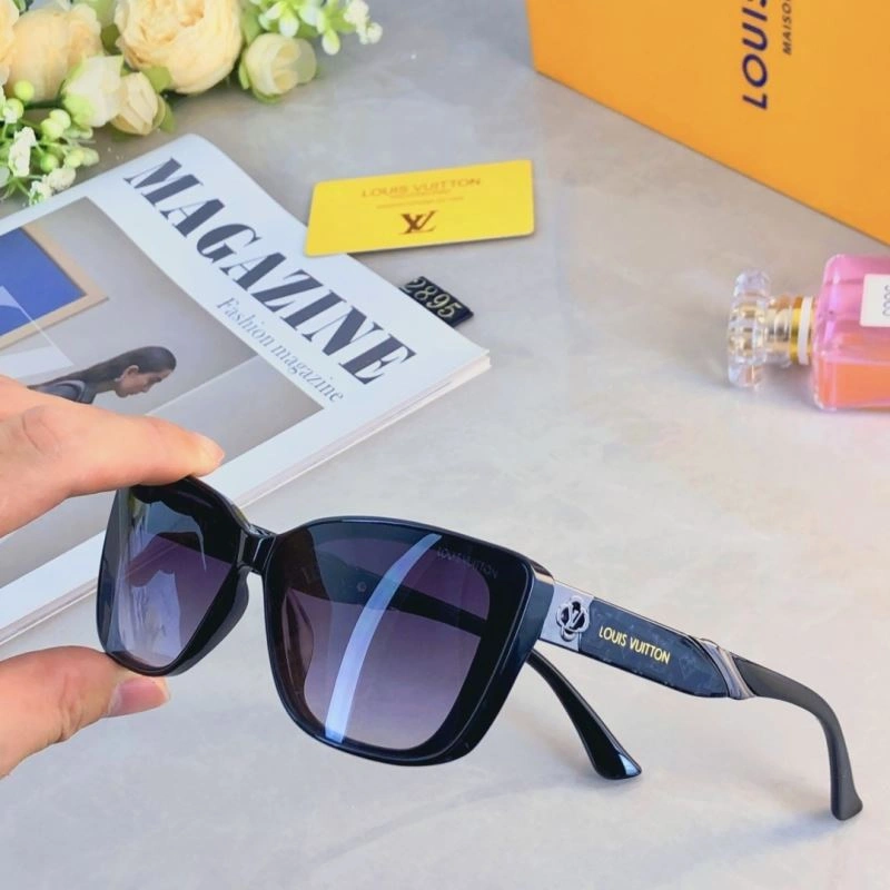 Louis Vuitton Sunglasses MultiPurpose 280400