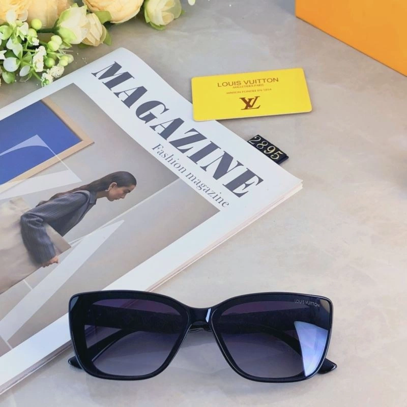 Louis Vuitton Sunglasses MultiPurpose 280400