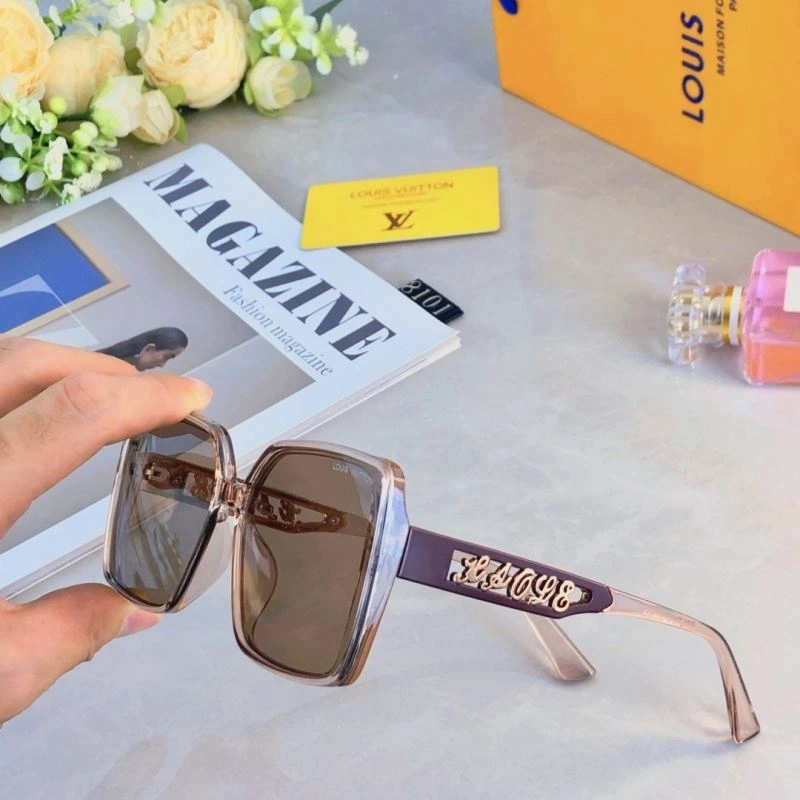 Attractive Louis Vuitton Sunglasses 280399