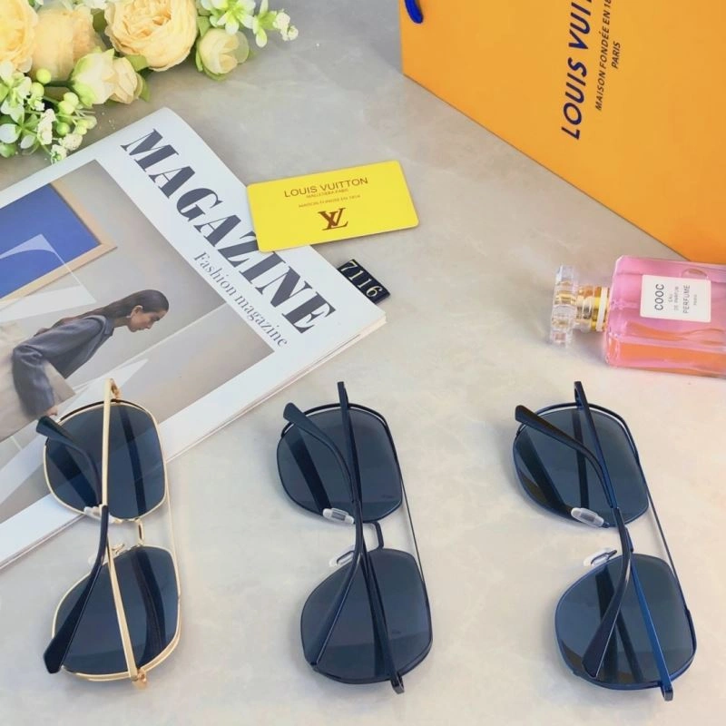 Sustainable Louis Vuitton Sunglasses 280401