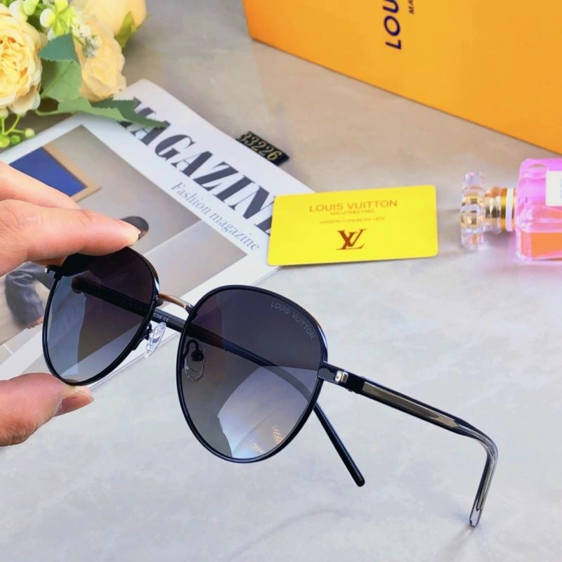Louis Vuitton Sunglasses EyeCatching 281056