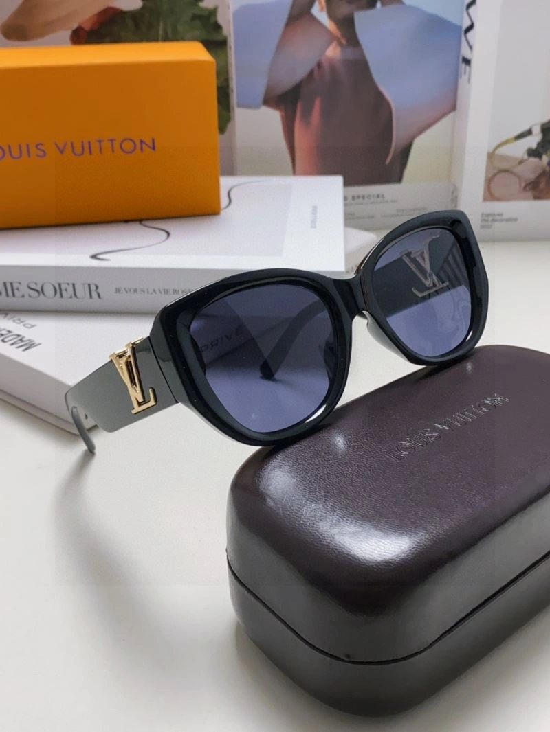 Louis Vuitton Sunglasses TechFriendly 281050