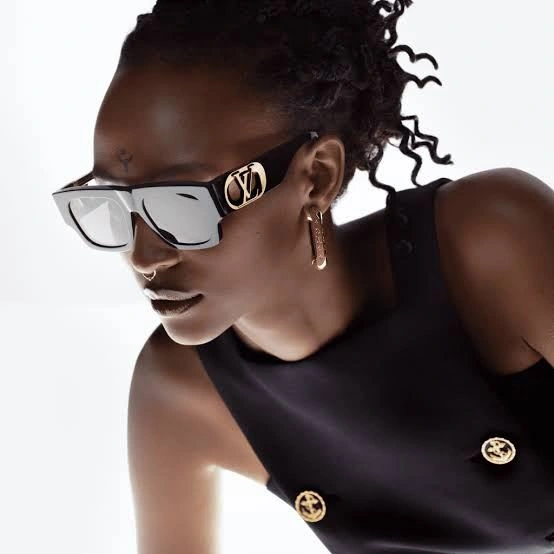RelaxedFit Louis Vuitton Sunglasses 281048