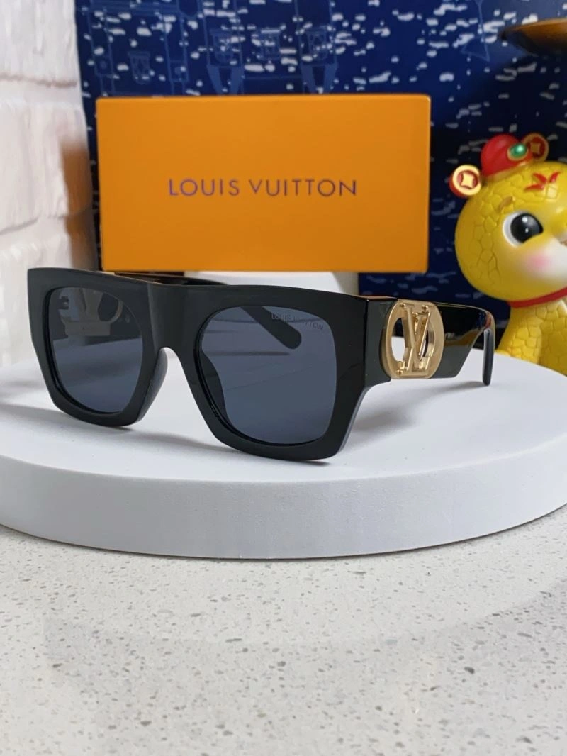 RelaxedFit Louis Vuitton Sunglasses 281048
