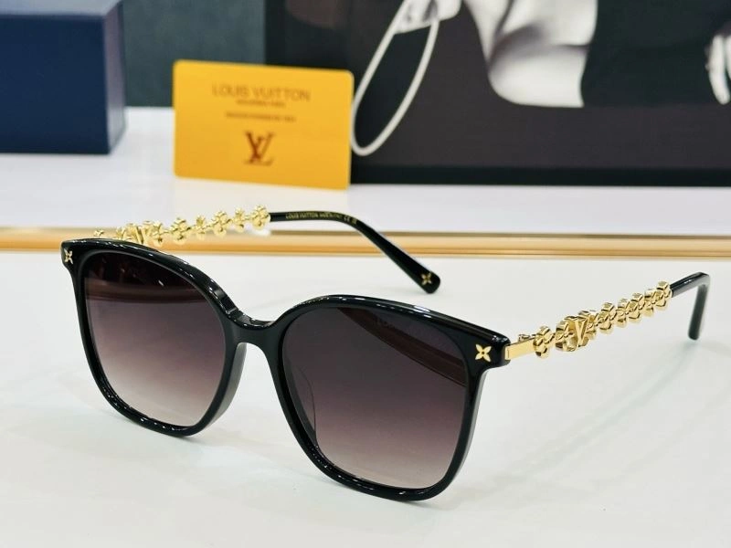 Louis Vuitton Sunglasses Functional 281024