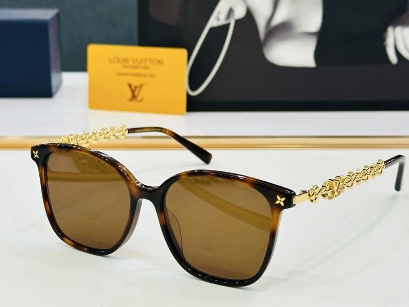 Louis Vuitton Sunglasses Functional 281024