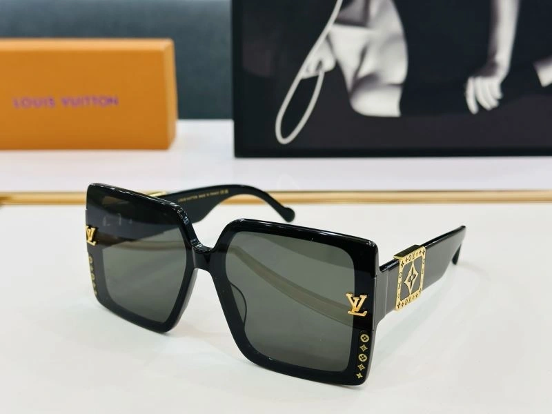 UrbanChic Louis Vuitton Sunglasses 281045