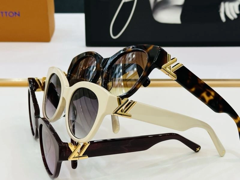 Versatile Louis Vuitton Sunglasses 281030
