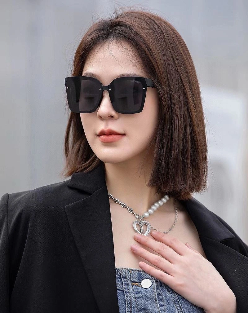 Louis Vuitton Sunglasses WellDesigned 281041