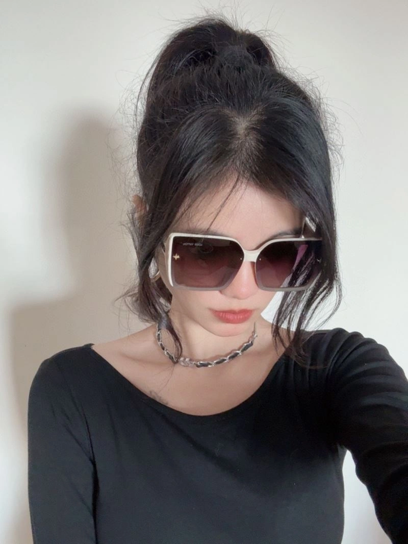 UrbanChic Louis Vuitton Sunglasses 281018