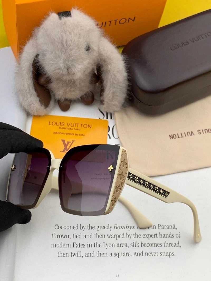 UrbanChic Louis Vuitton Sunglasses 281018