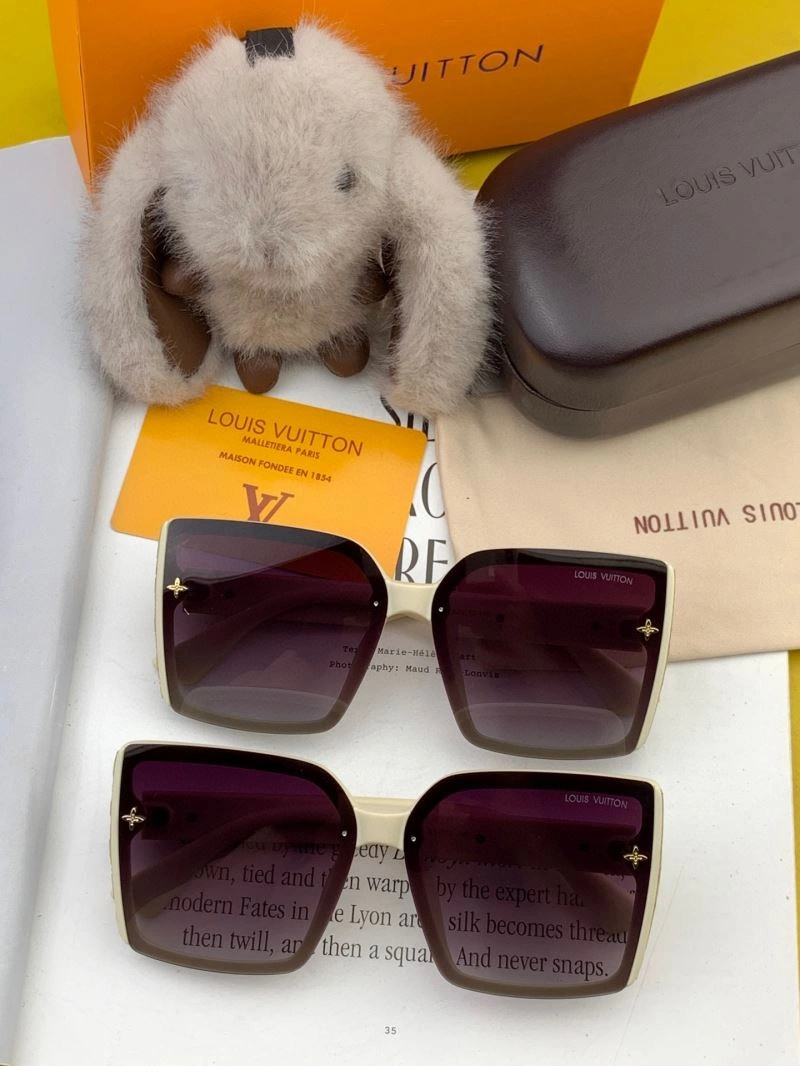 UrbanChic Louis Vuitton Sunglasses 281018