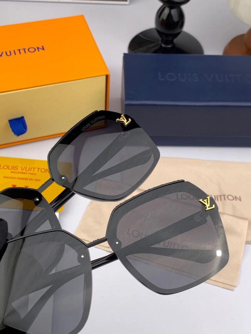 Louis Vuitton Sunglasses EyeCatching 281027