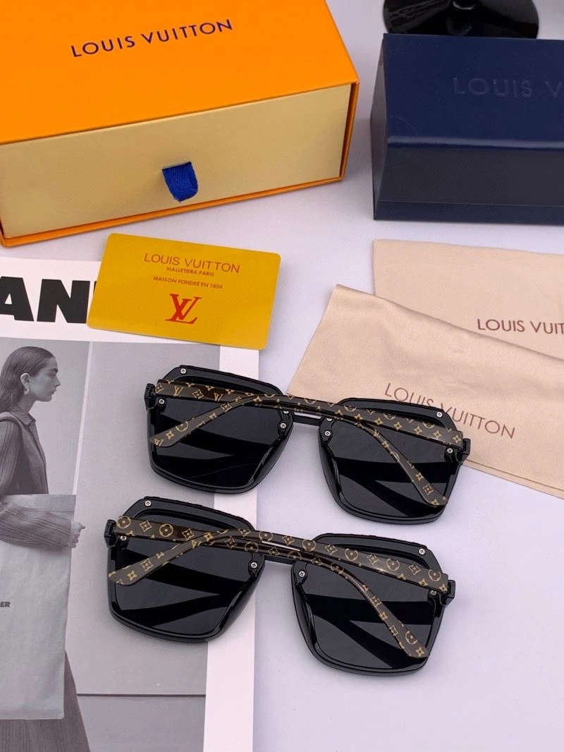Louis Vuitton Sunglasses EyeCatching 281027