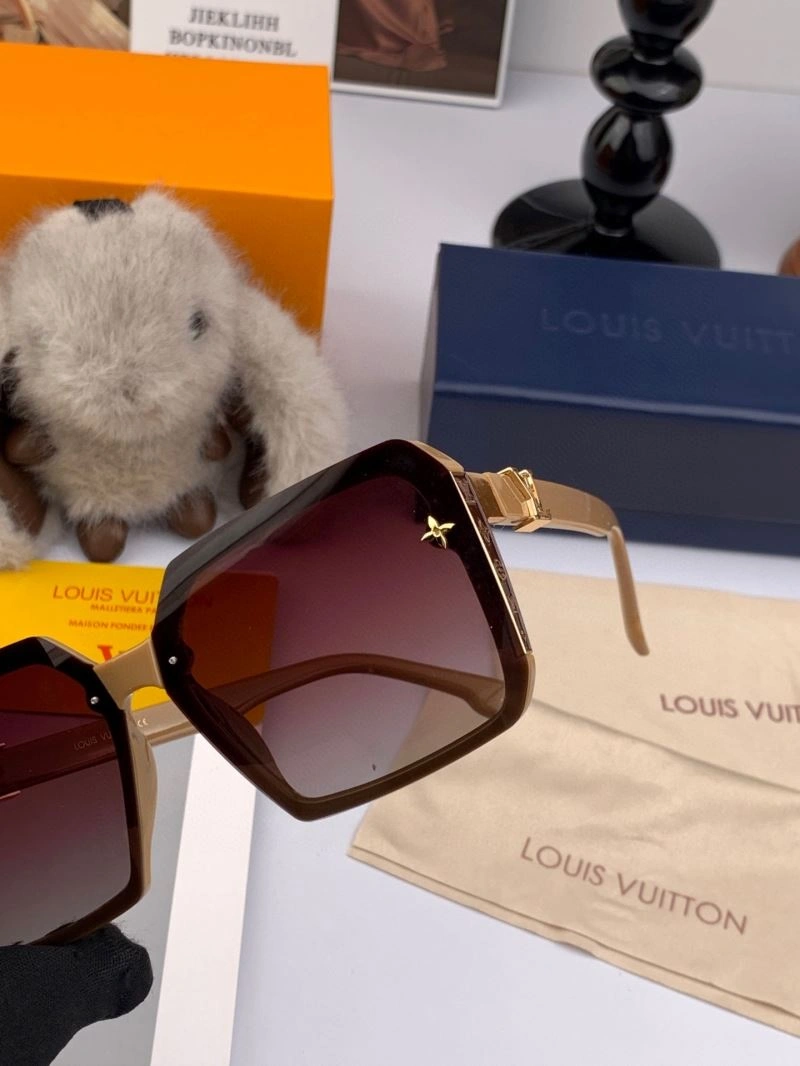 SportInspired Louis Vuitton Sunglasses 281032