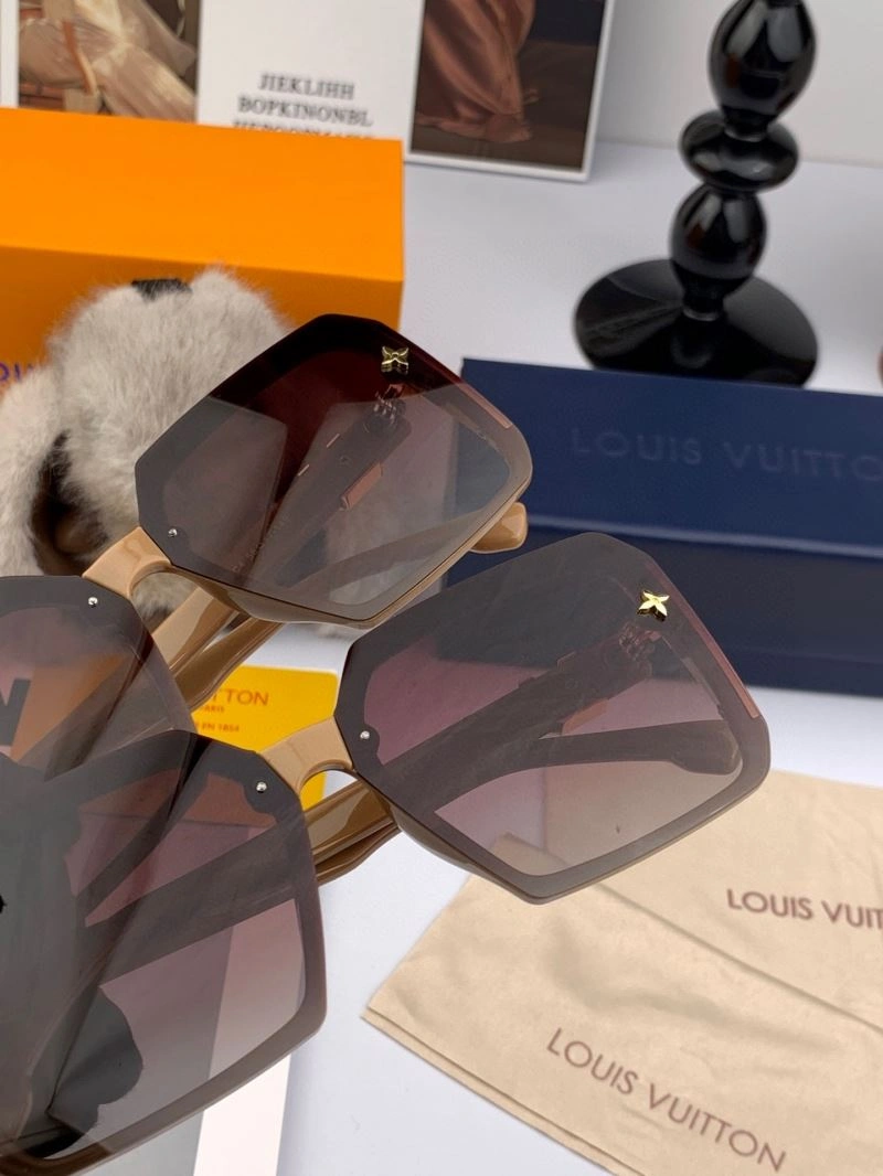 SportInspired Louis Vuitton Sunglasses 281032