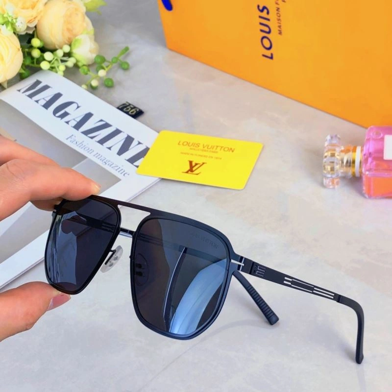 Louis Vuitton Sunglasses Sophisticated 281026