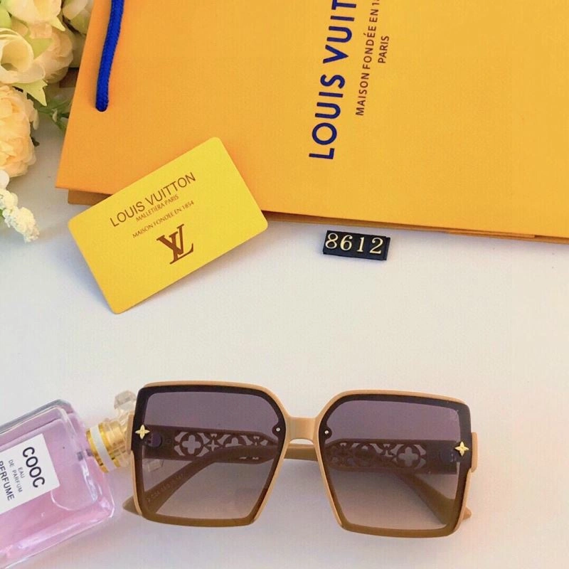 Louis Vuitton Sunglasses Versatile 281033