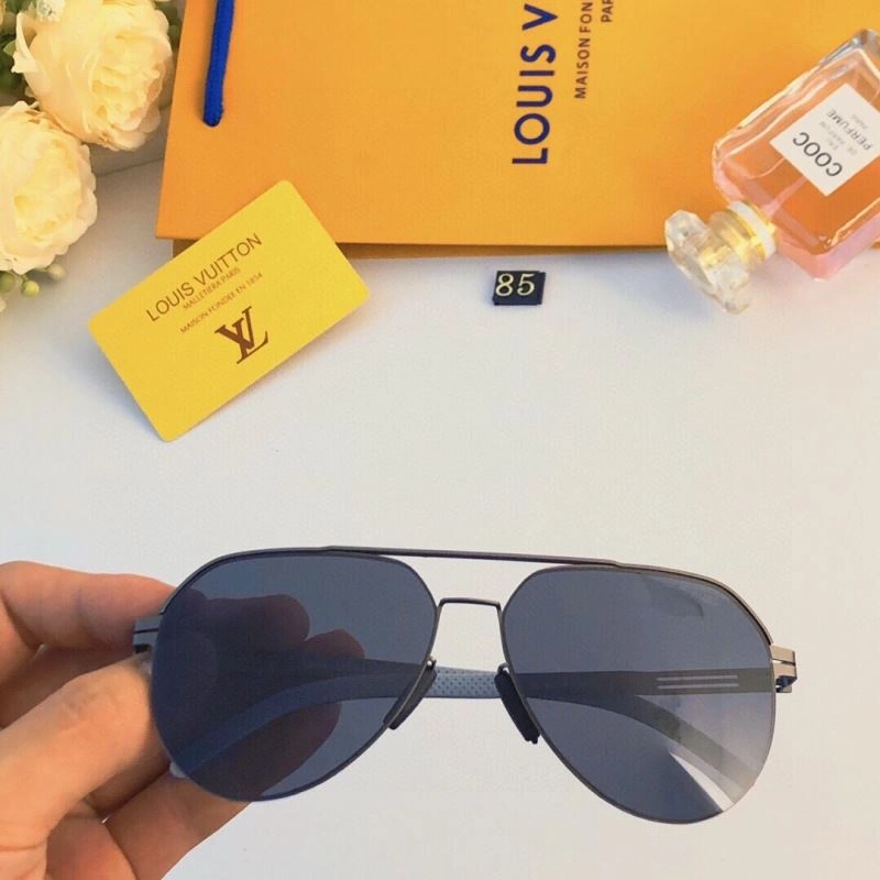Louis Vuitton Sunglasses Attractive 281016