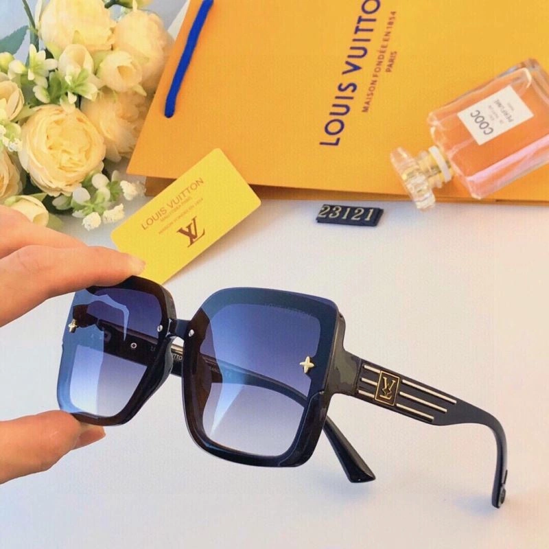 Louis Vuitton Sunglasses Affordable 281042