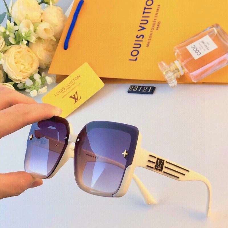 Louis Vuitton Sunglasses Affordable 281042