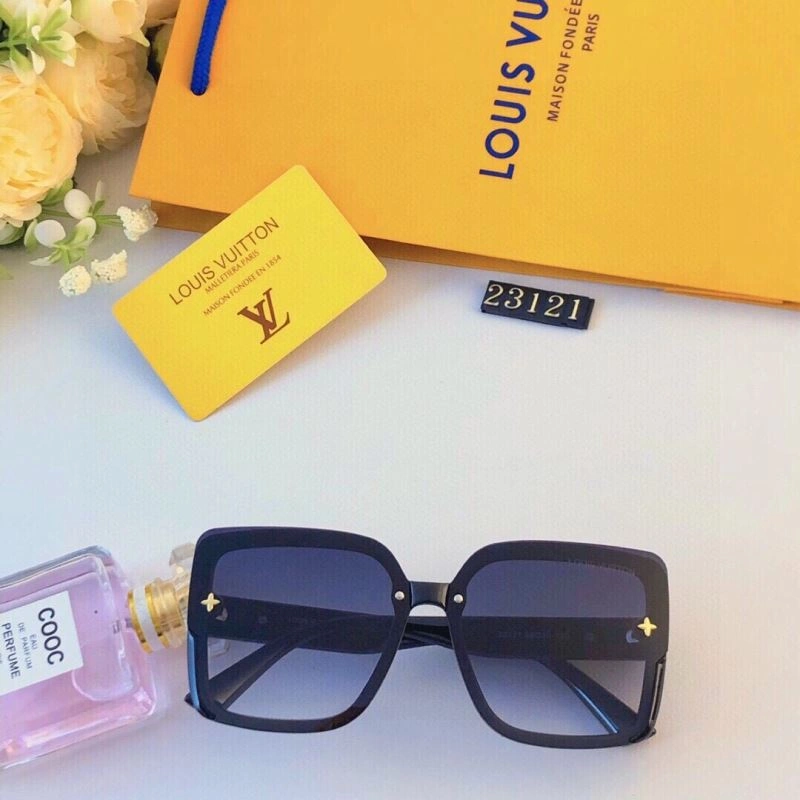 Louis Vuitton Sunglasses Affordable 281042