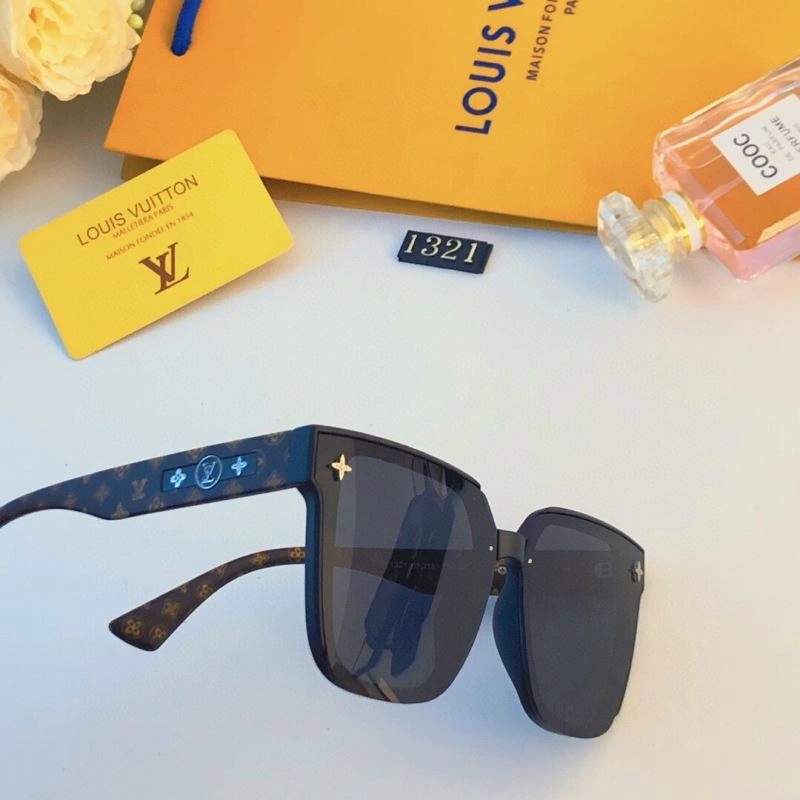 Breathable Louis Vuitton Sunglasses 281028