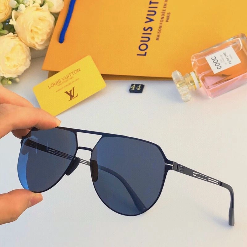 Louis Vuitton Sunglasses AllSeason 281031