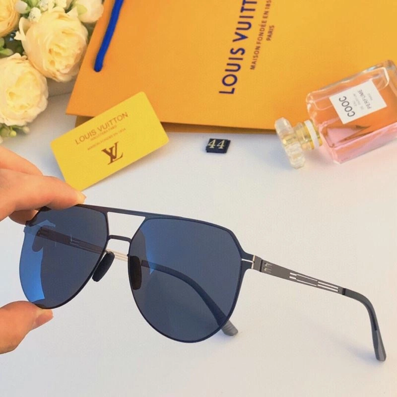 Louis Vuitton Sunglasses AllSeason 281031