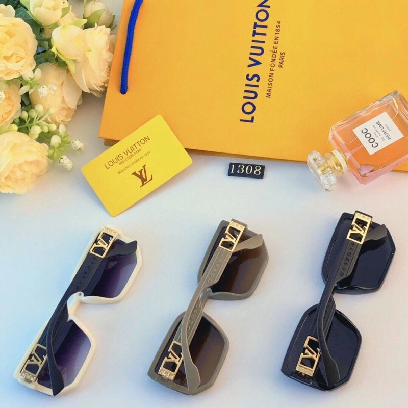 Effortless Louis Vuitton Sunglasses 281035