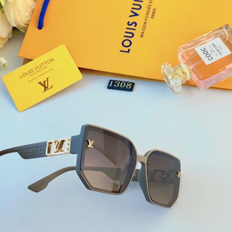 Effortless Louis Vuitton Sunglasses 281035