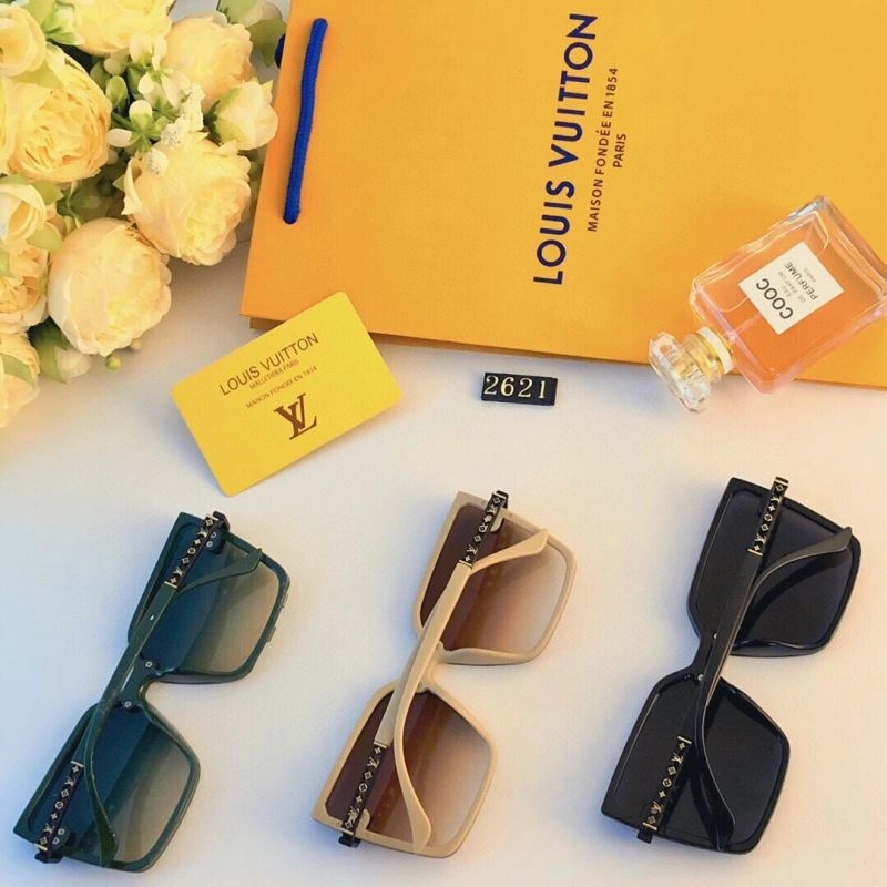 Louis Vuitton Sunglasses Premium 281021