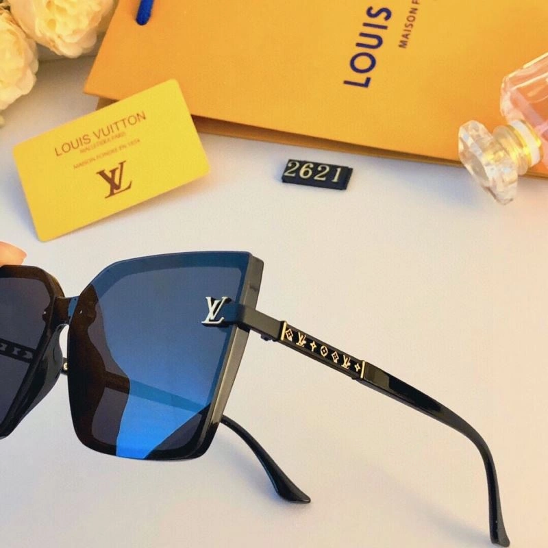 Louis Vuitton Sunglasses Premium 281021