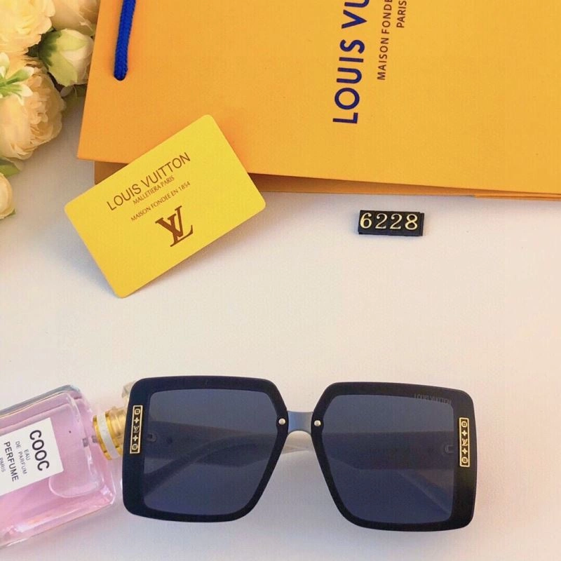 Louis Vuitton Sunglasses OdorResistant 281020