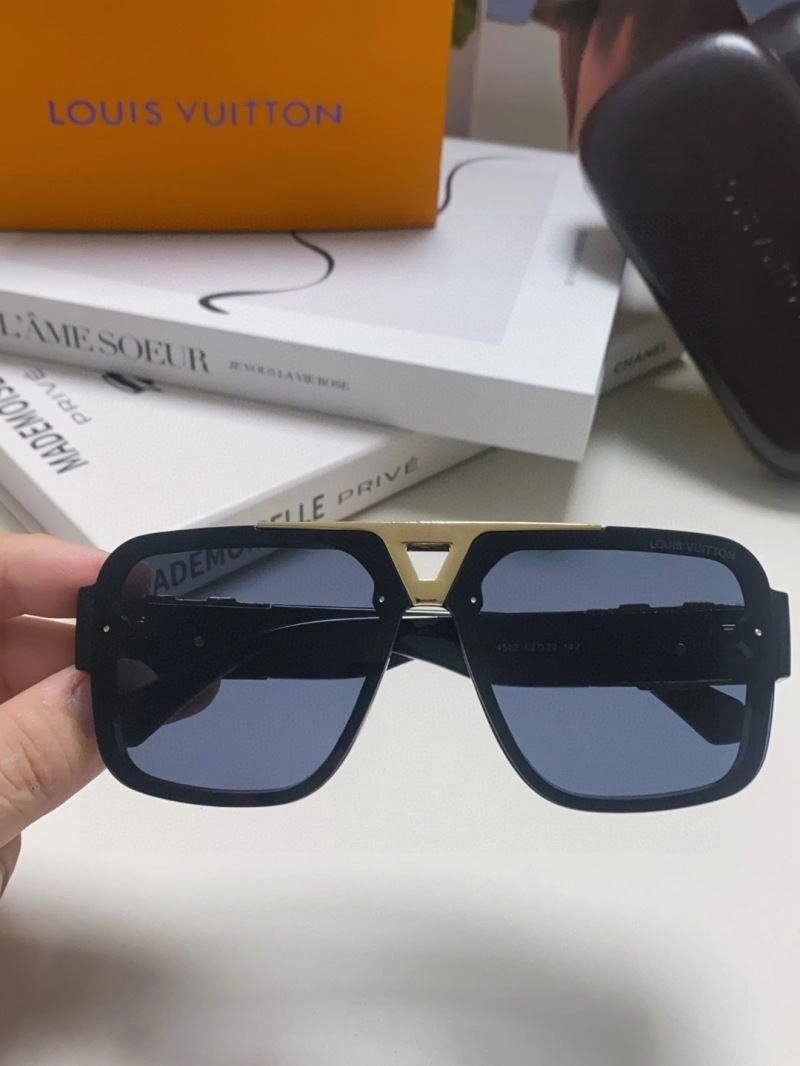Affordable Louis Vuitton Sunglasses 281011