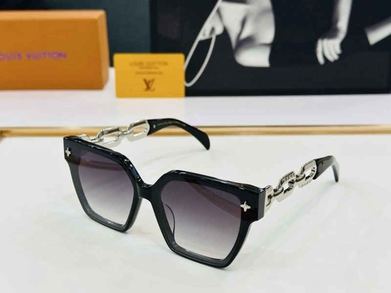 Louis Vuitton Sunglasses Stylish 280995