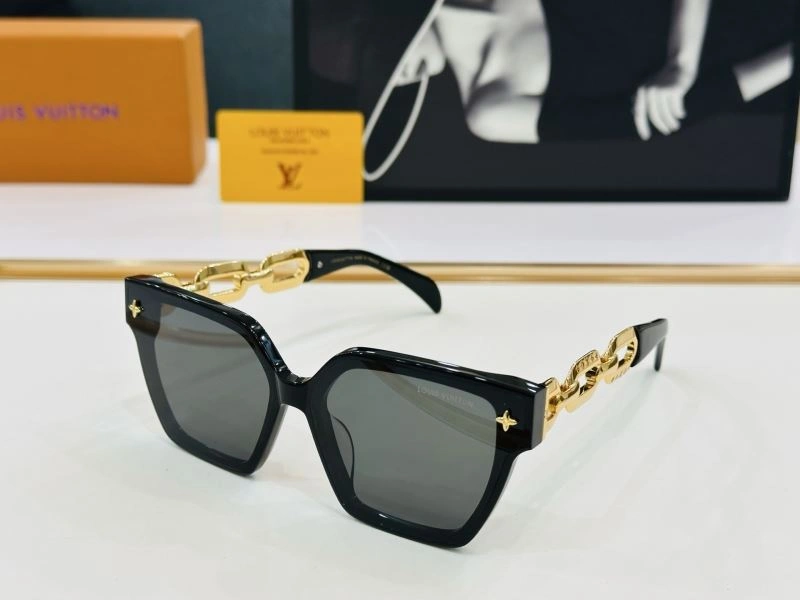 Louis Vuitton Sunglasses Stylish 280995
