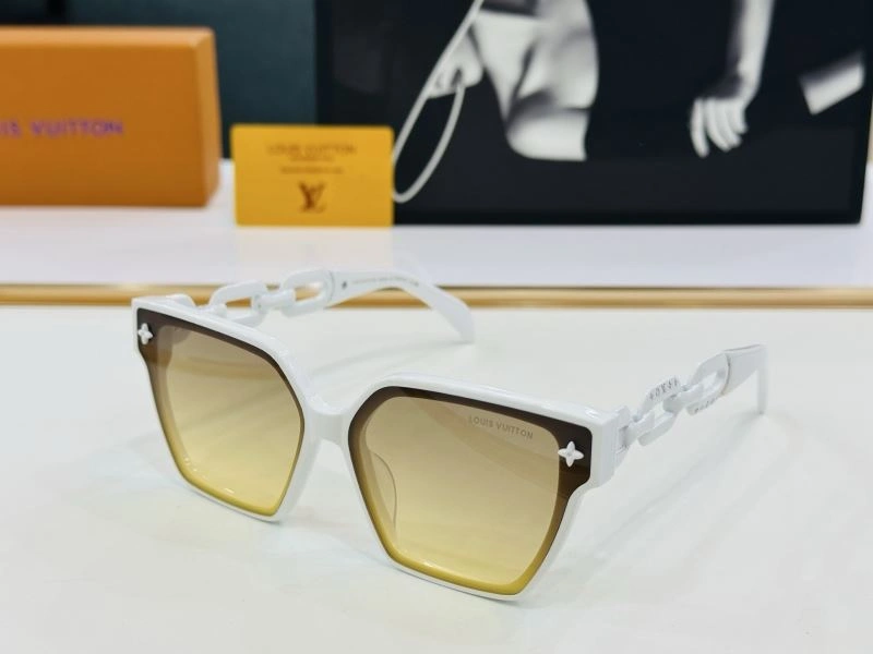 Louis Vuitton Sunglasses Stylish 280995